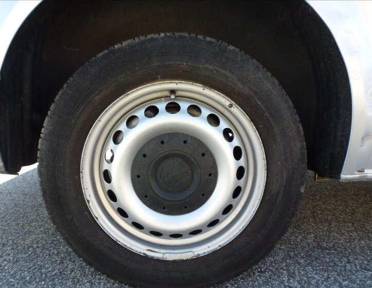 Volkswagen Transporter 42