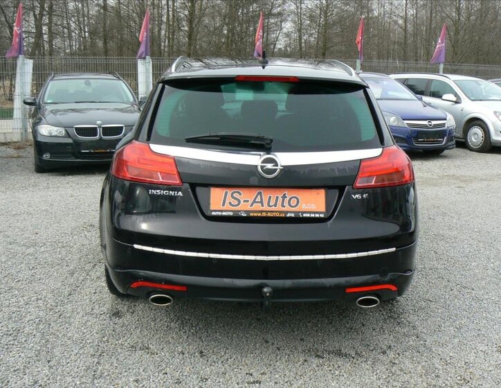Opel Insignia Kombi 2,8 l 191 kw