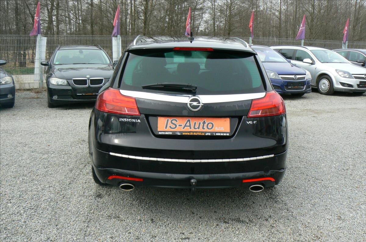 Opel Insignia Kombi 2,8 l 191 kw