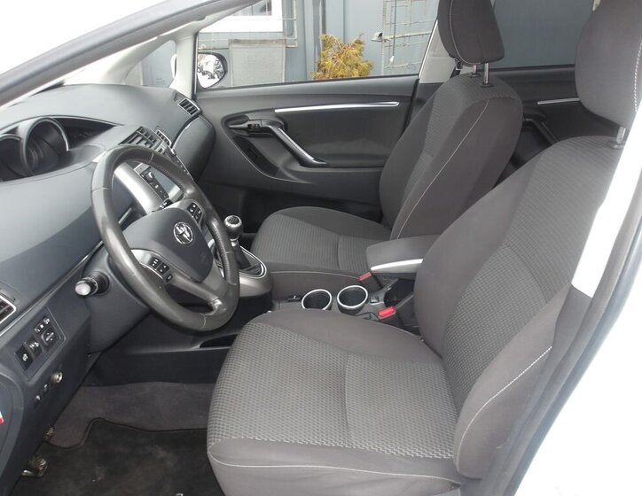 Toyota Verso MPV 1,6 l 82 kw