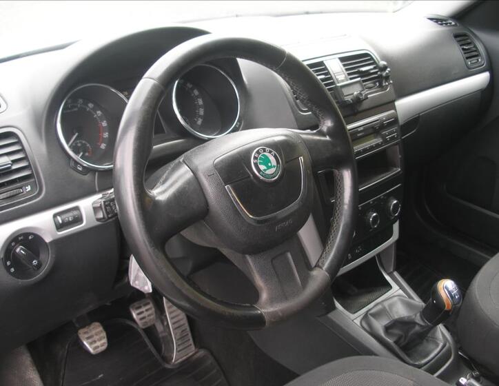 Škoda Yeti 5