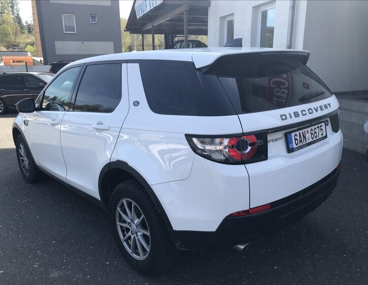 Land Rover Discovery Sport SUV / Terénní 2,0 l 110 kw