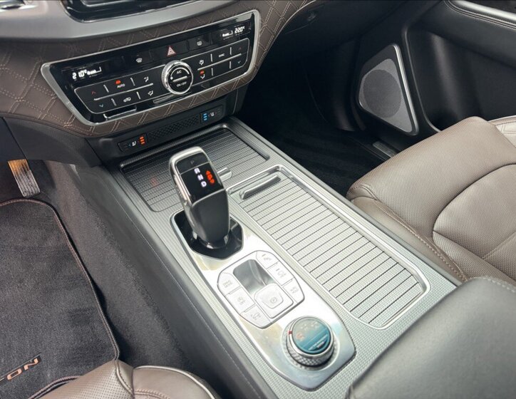 SsangYong Rexton SUV 2,2 l 148 kw