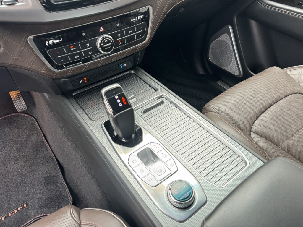 SsangYong Rexton SUV 2,2 l 148 kw