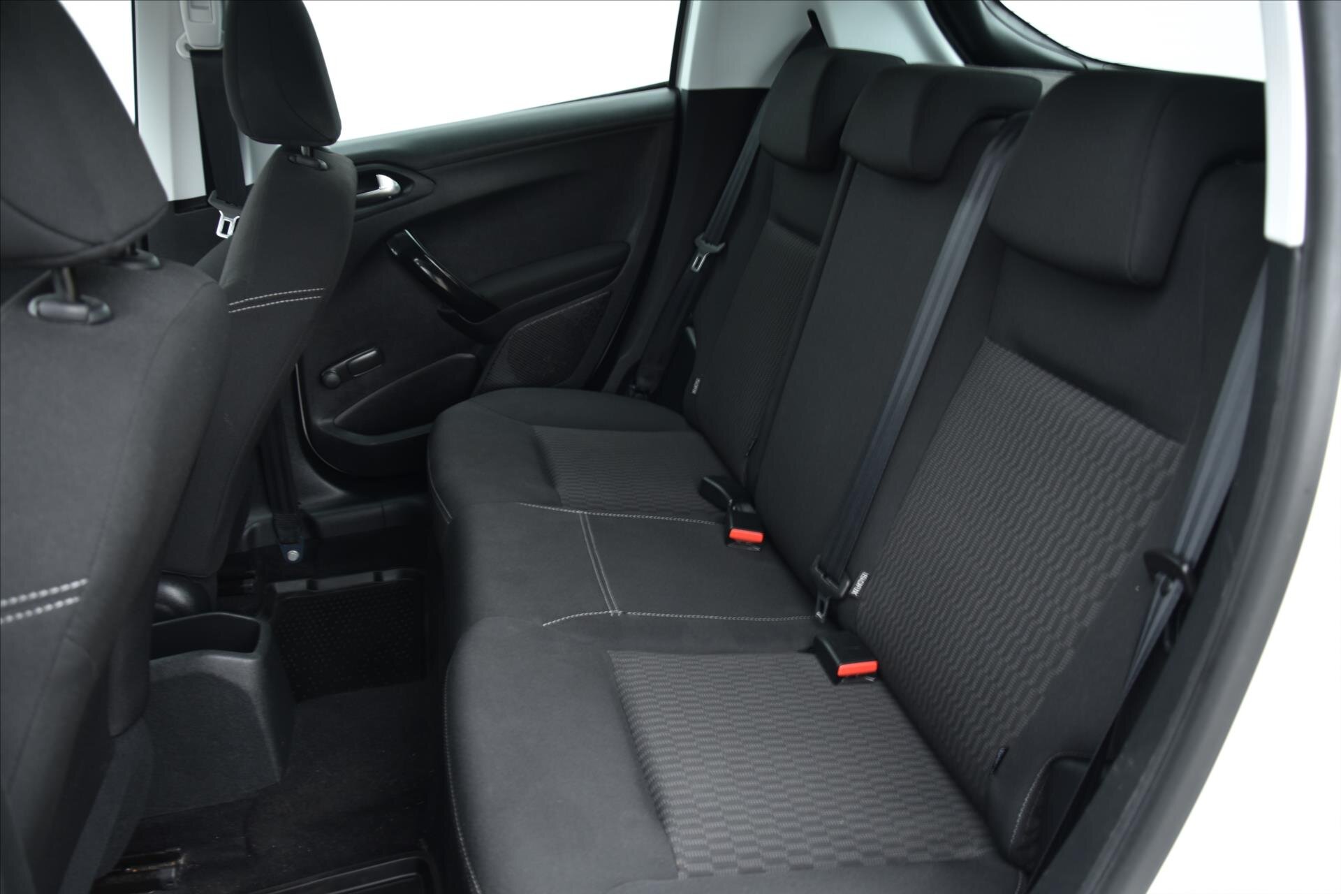 Peugeot 208 Hatchback 1,2 l 60 kw