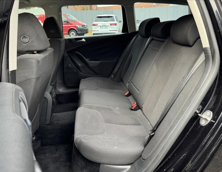 Volkswagen Passat 33