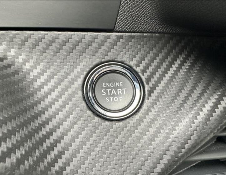 Peugeot 2008 SUV 0,0 100 kw