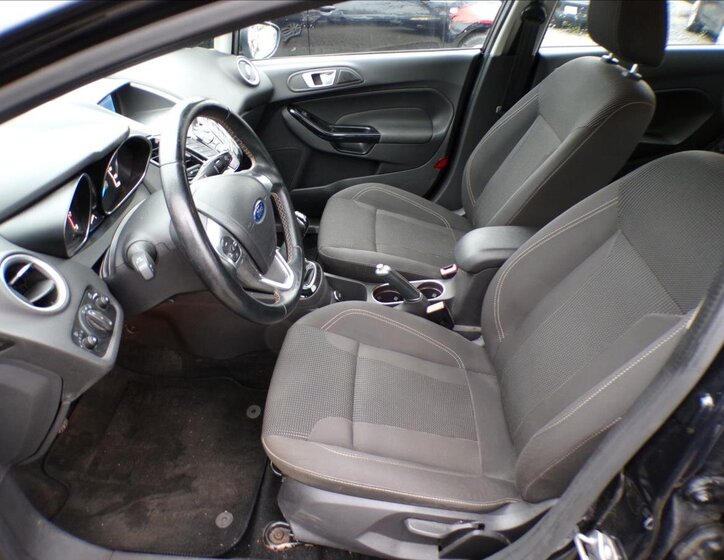 Ford Fiesta Hatchback 998,0 92 kw