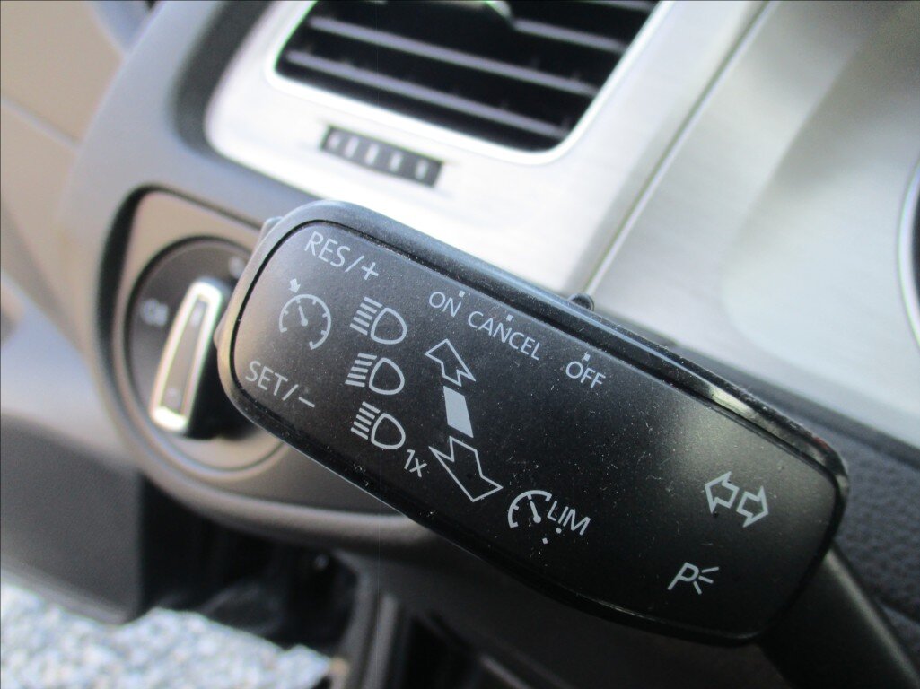 Volkswagen Golf Hatchback 1,2 l 77 kw