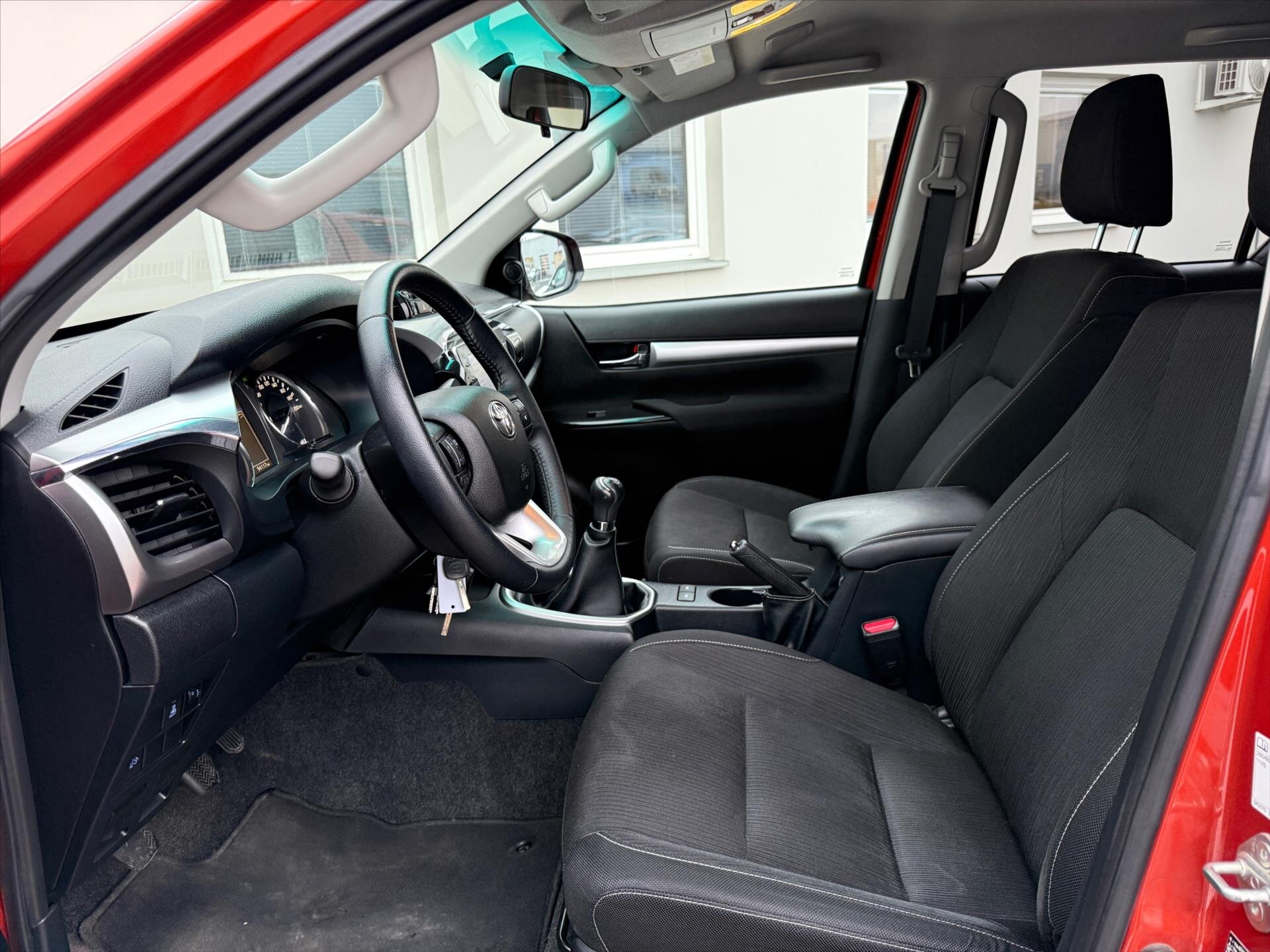 Toyota Hilux Pick-up 2,4 l 110 kw