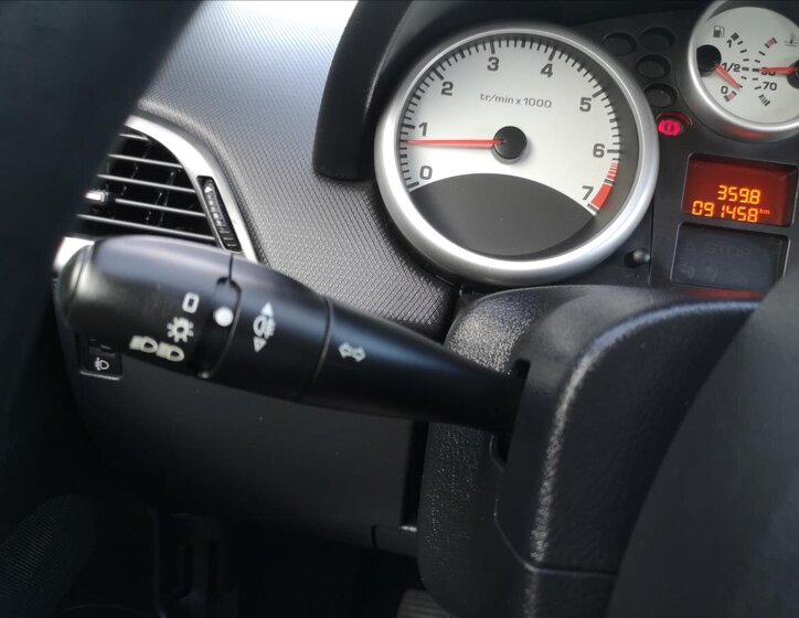 Peugeot 207 Hatchback 1,4 l 70 kw