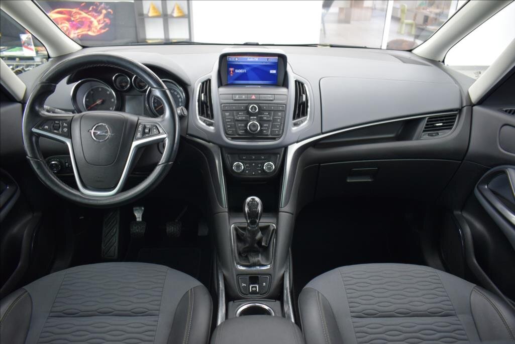 Opel Zafira MPV 2,0 l 96 kw