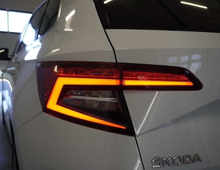 Škoda Karoq SUV / Terénní 1,5 l 110 kw