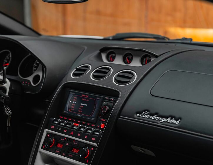 Lamborghini Gallardo 30