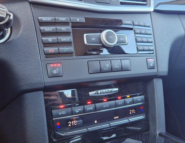 Mercedes-Benz Třídy E Sedan / Limuzína 3,0 l 195 kw