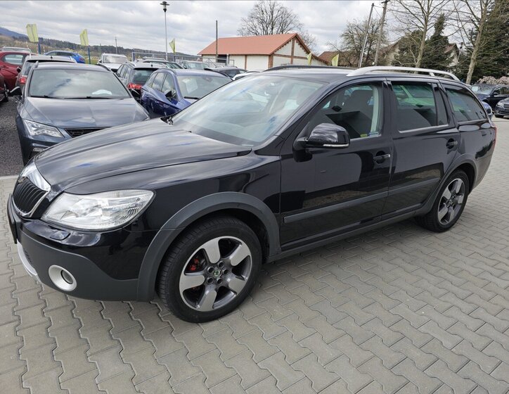 Škoda Octavia Kombi 2,0 l 103 kw