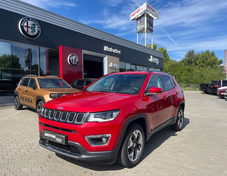 Jeep Compass SUV 1,4 l 103 kw