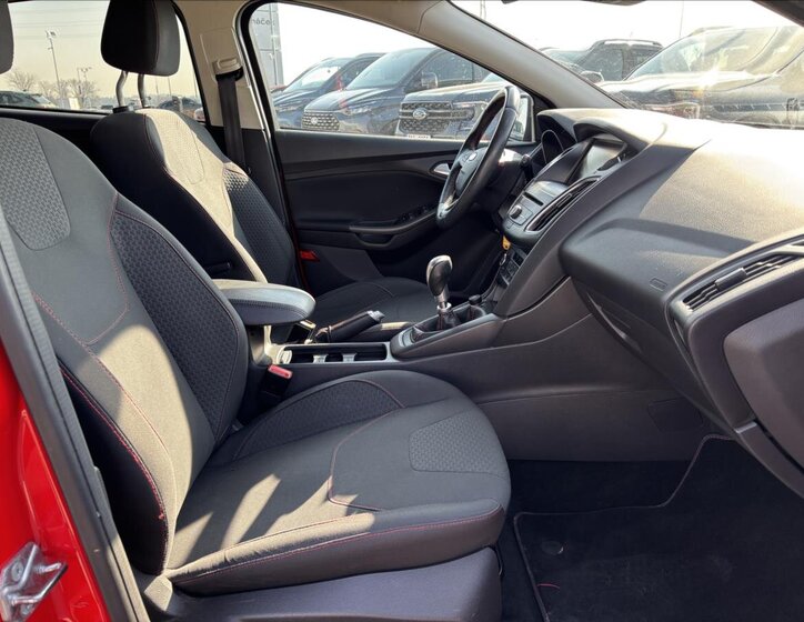 Ford Focus Hatchback 1,5 l 110 kw