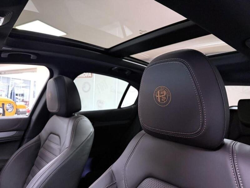 Alfa Romeo Stelvio SUV / Terénní 2,0 l 206 kw