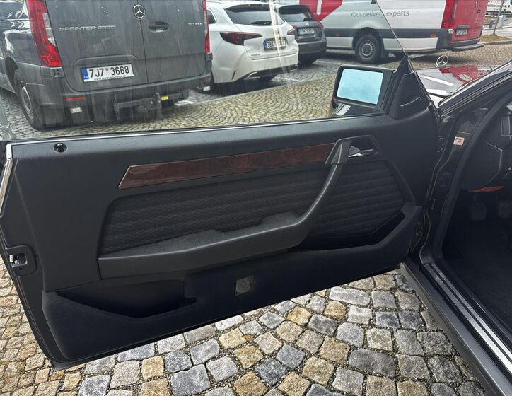 Mercedes-Benz 124 Kupé 1,9 l 100 kw