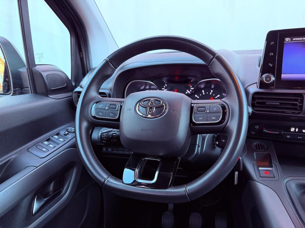 Toyota ProAce Kombi 1,5 l 96 kw