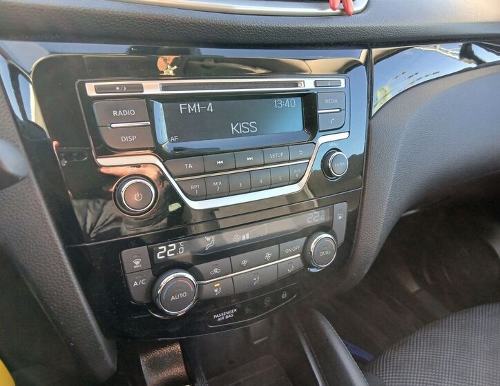 Nissan Qashqai SUV 1,6 l 120 kw