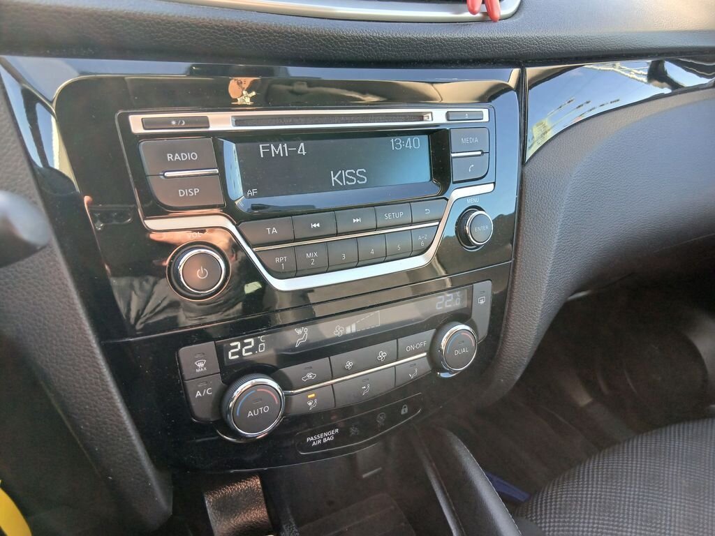 Nissan Qashqai SUV 1,6 l 120 kw