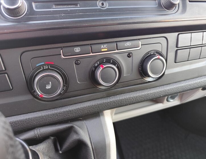Volkswagen Transporter Ostatní 2,0 l 84 kw