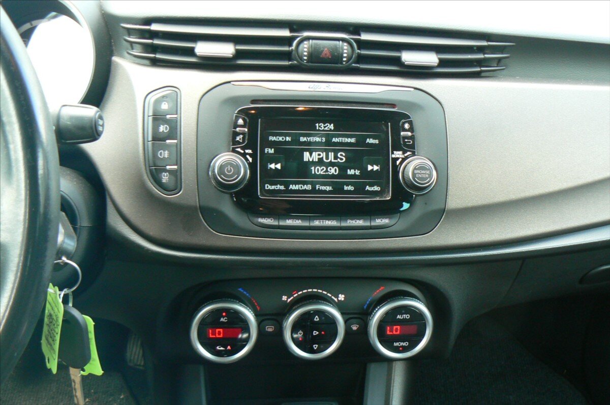 Alfa Romeo Giulietta Hatchback 2,0 l 110 kw