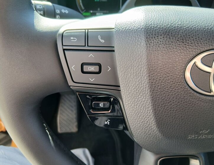 Toyota C-HR SUV / Terénní 2,0 l 112 kw