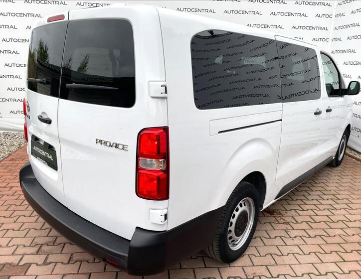 Toyota ProAce Verso 8