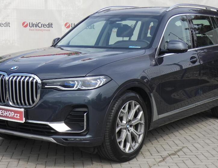 BMW X7 1
