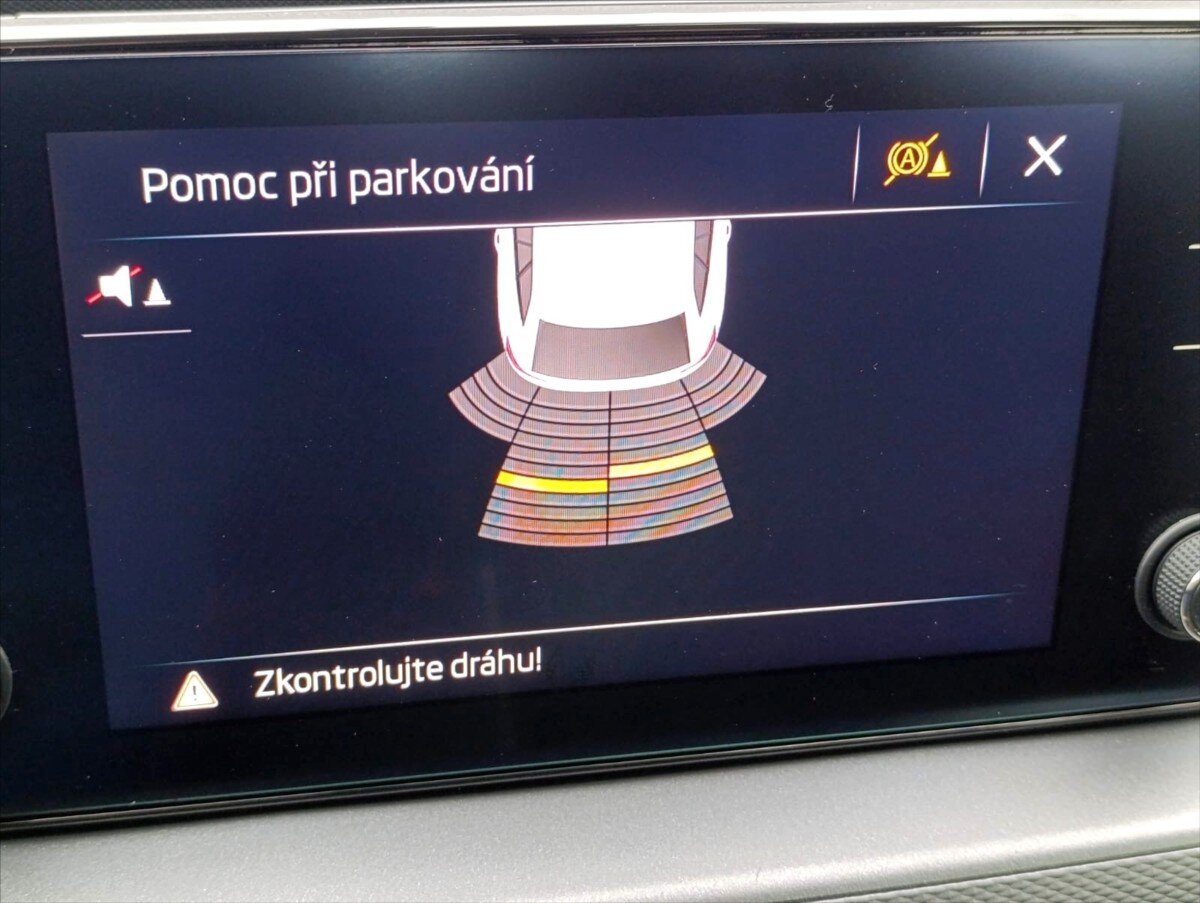 Škoda Scala Hatchback 1,6 l 85 kw