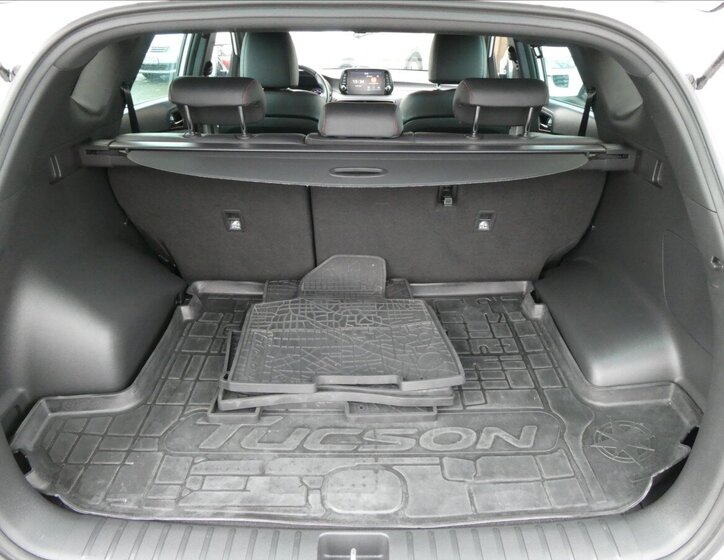 Hyundai Tucson SUV 1,6 l 100 kw