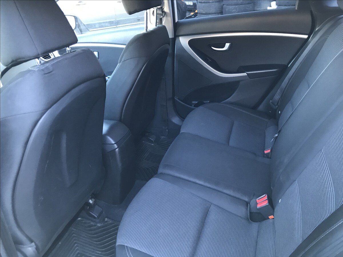 Hyundai i30 Kombi 1,6 l 81 kw