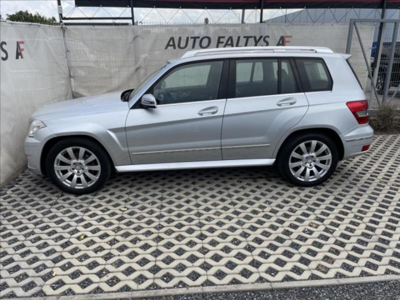 Mercedes-Benz GLK 5