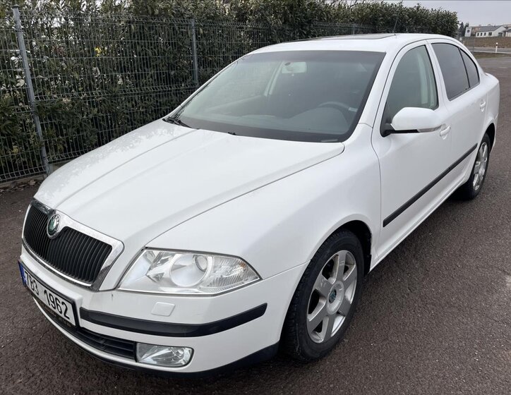 Škoda Octavia Sedan / Limuzína 1,6 l 75 kw