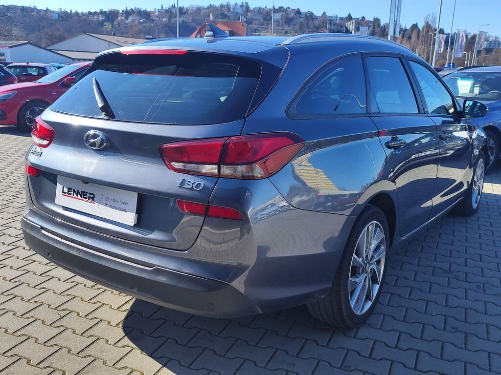 Hyundai i30 Kombi 1,6 l 81 kw