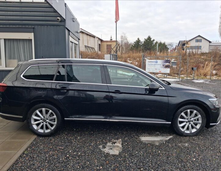 Volkswagen Passat Kombi 2,0 l 110 kw