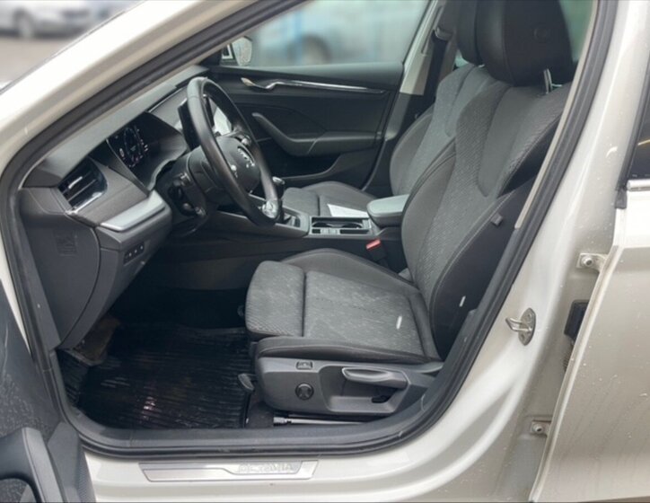 Škoda Octavia Kombi 2,0 l 85 kw