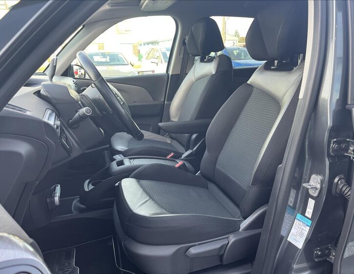 Citroën C4 Picasso 9