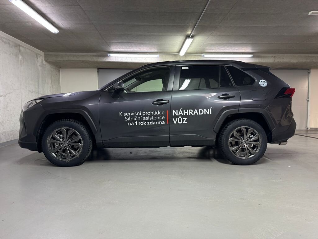 Toyota RAV4 SUV 2,5 l 163 kw