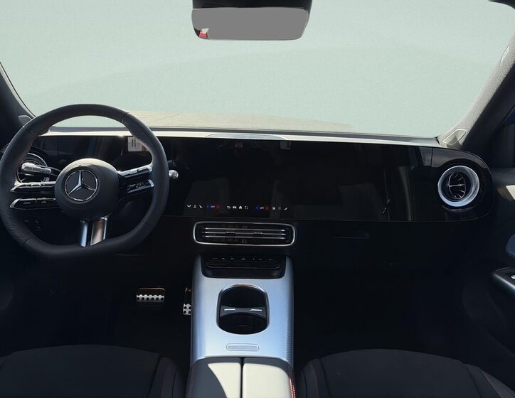 Mercedes-Benz GLB SUV / Terénní 0,0 260 kw