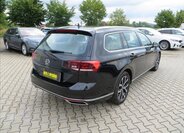 Volkswagen Passat 9
