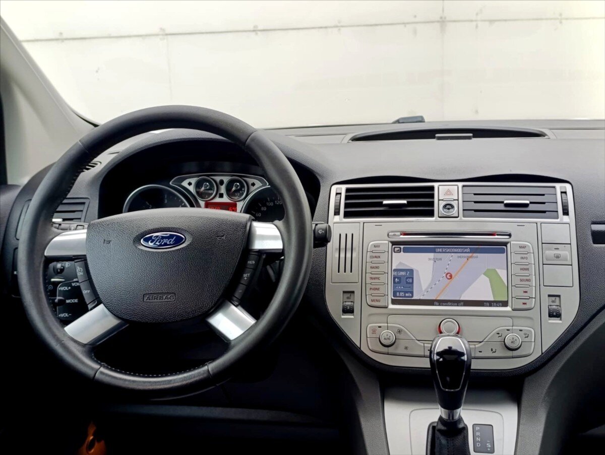 Ford Kuga SUV 2,0 l 120 kw