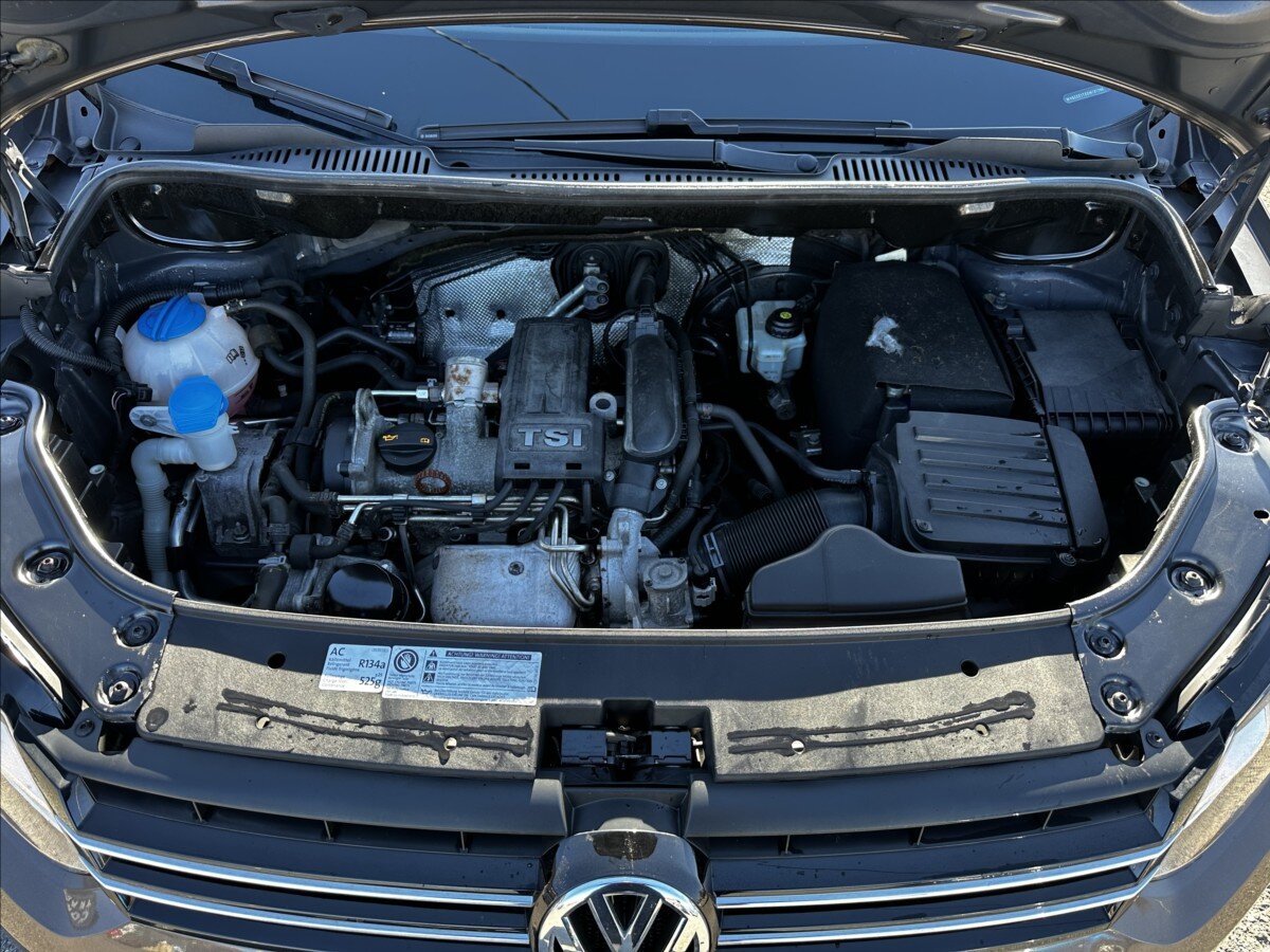 Volkswagen Touran MPV 1,2 l 77 kw