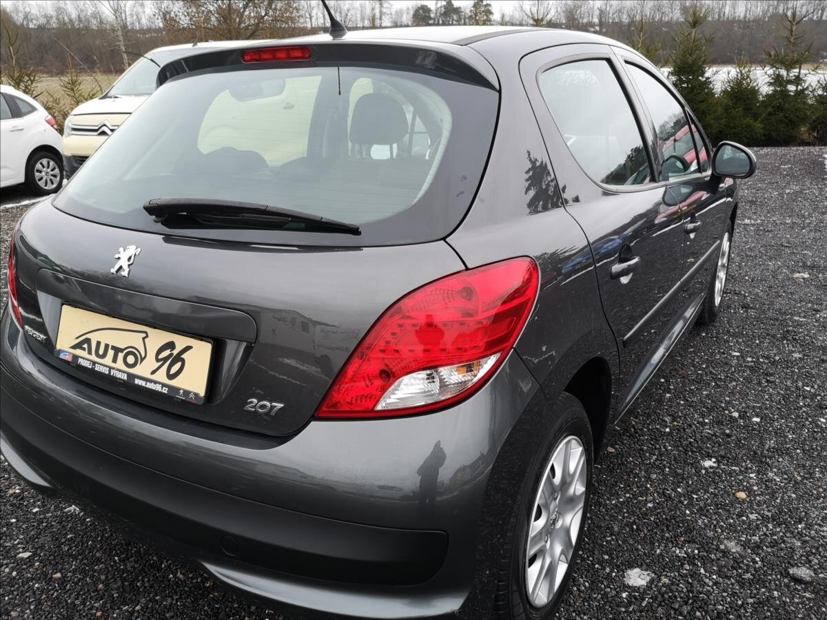 Peugeot 207 Hatchback 1,4 l 54 kw
