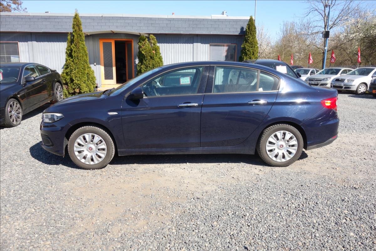 Fiat Tipo Sedan / Limuzína 1,4 l 70 kw