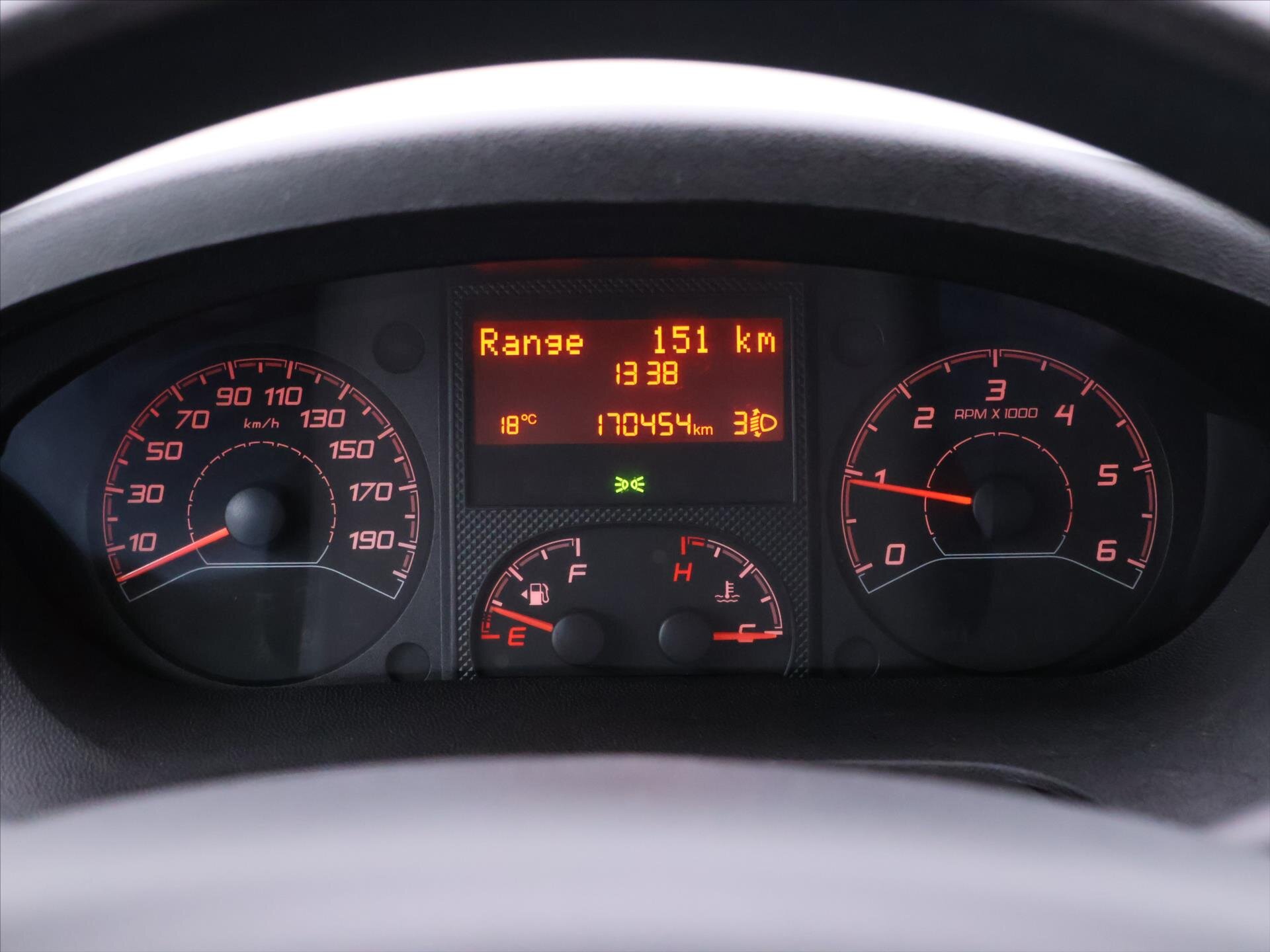 Peugeot Boxer Skříň 2,0 l 96 kw