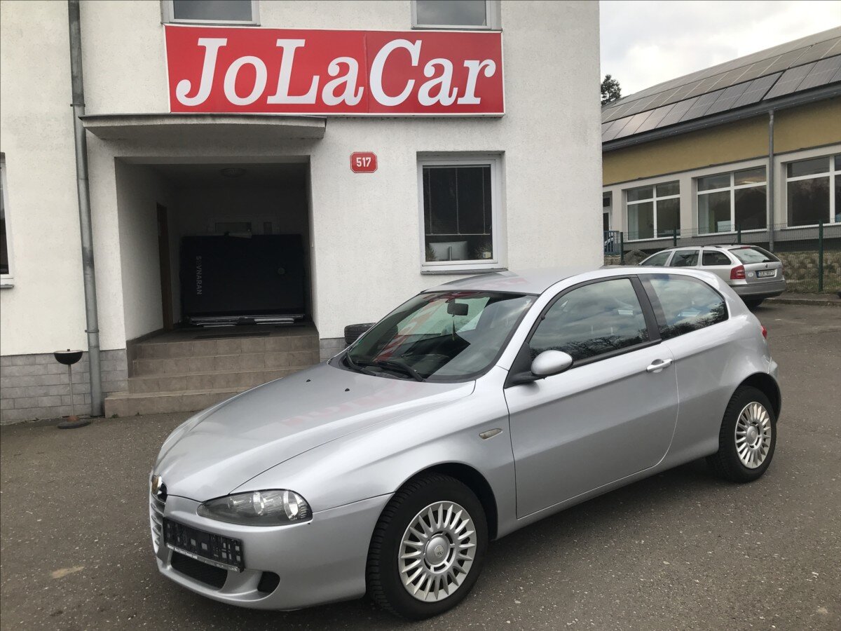 Alfa Romeo 147 Hatchback 77,0 77 kw